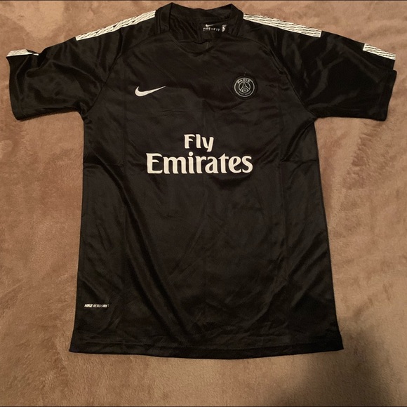 fly emirates shirt nike